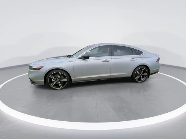 Used 2025 Silver Honda Sport image 4
