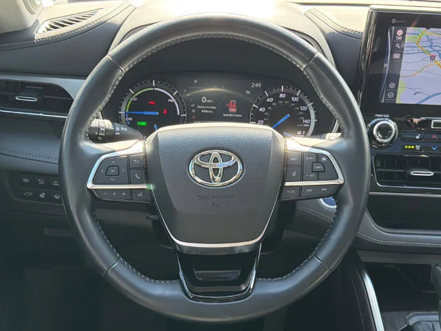 Used 2021 Black Toyota Hybrid Platinum image 24