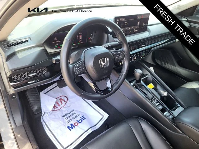Used 2024 Gray Honda EX-L image 10