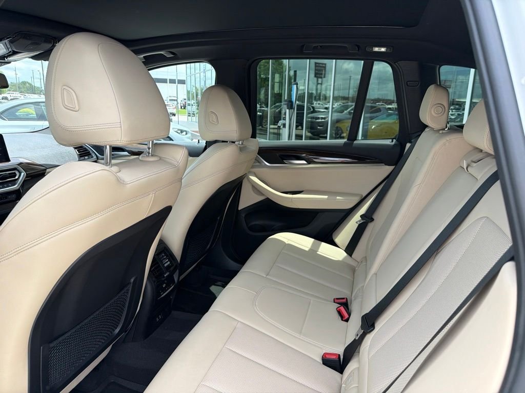 Used 2023 White BMW sDrive30i image 26