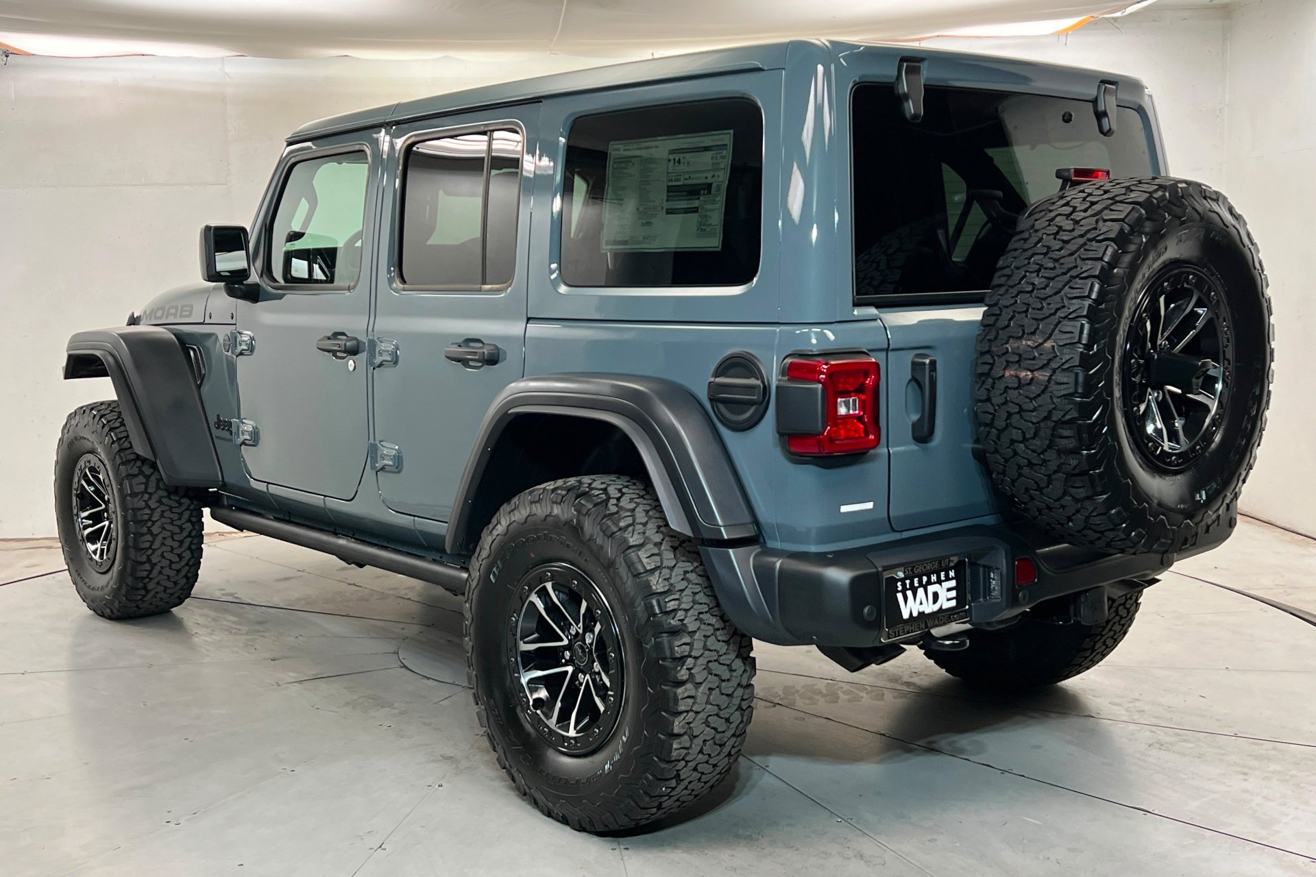 Used 2026 Anvil Clearcoat Jeep Moab 392 image 3