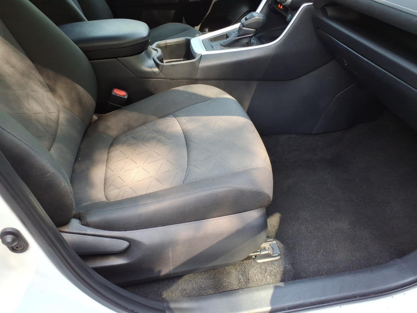 Used 2024  TOYOTA  image 23