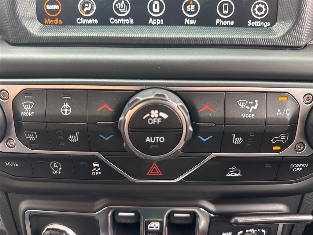 Used 2023 Black Clearcoat Jeep Rubicon image 15