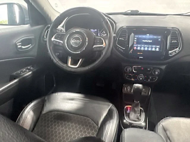 Used 2020 Silver Jeep Latitude image 19