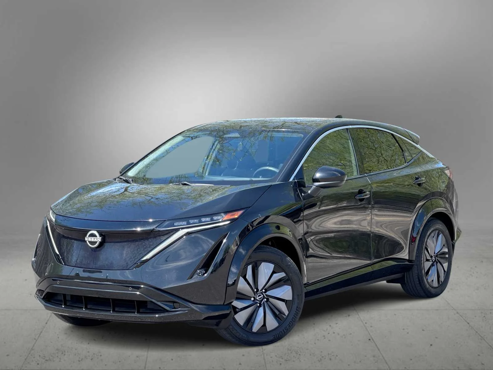 2023 Nissan Ariya Engage FWD's photo