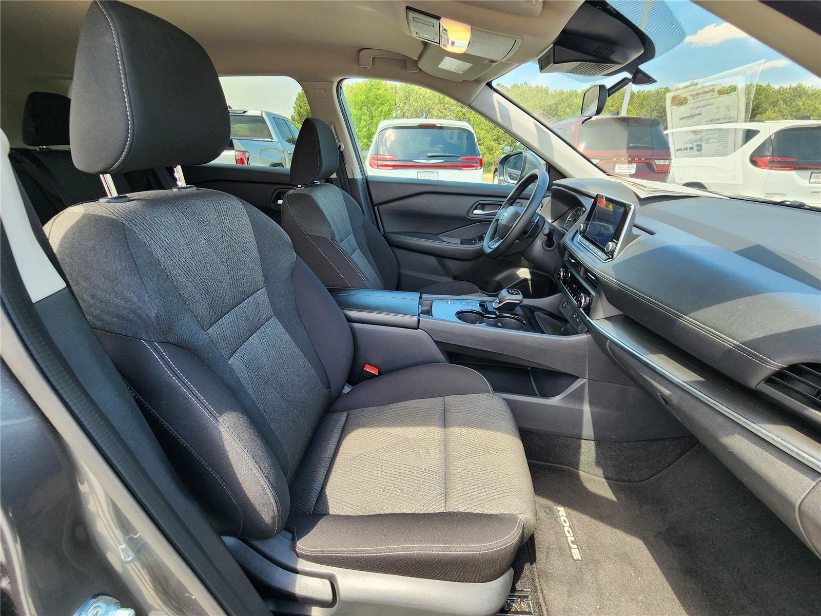 Used 2025 Gun Metallic Nissan SV image 7