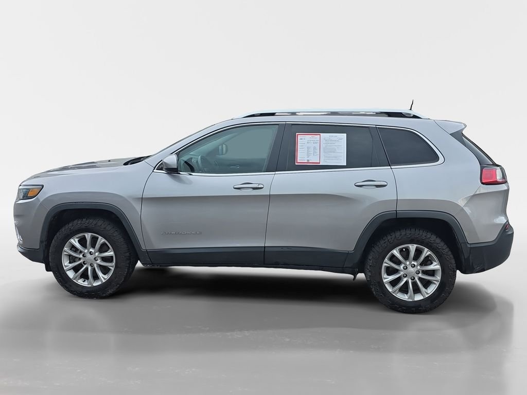 Used 2019 Billet Silver Metallic Jeep Latitude image 7