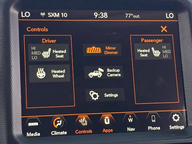 Used 2023  Jeep Rubicon image 27