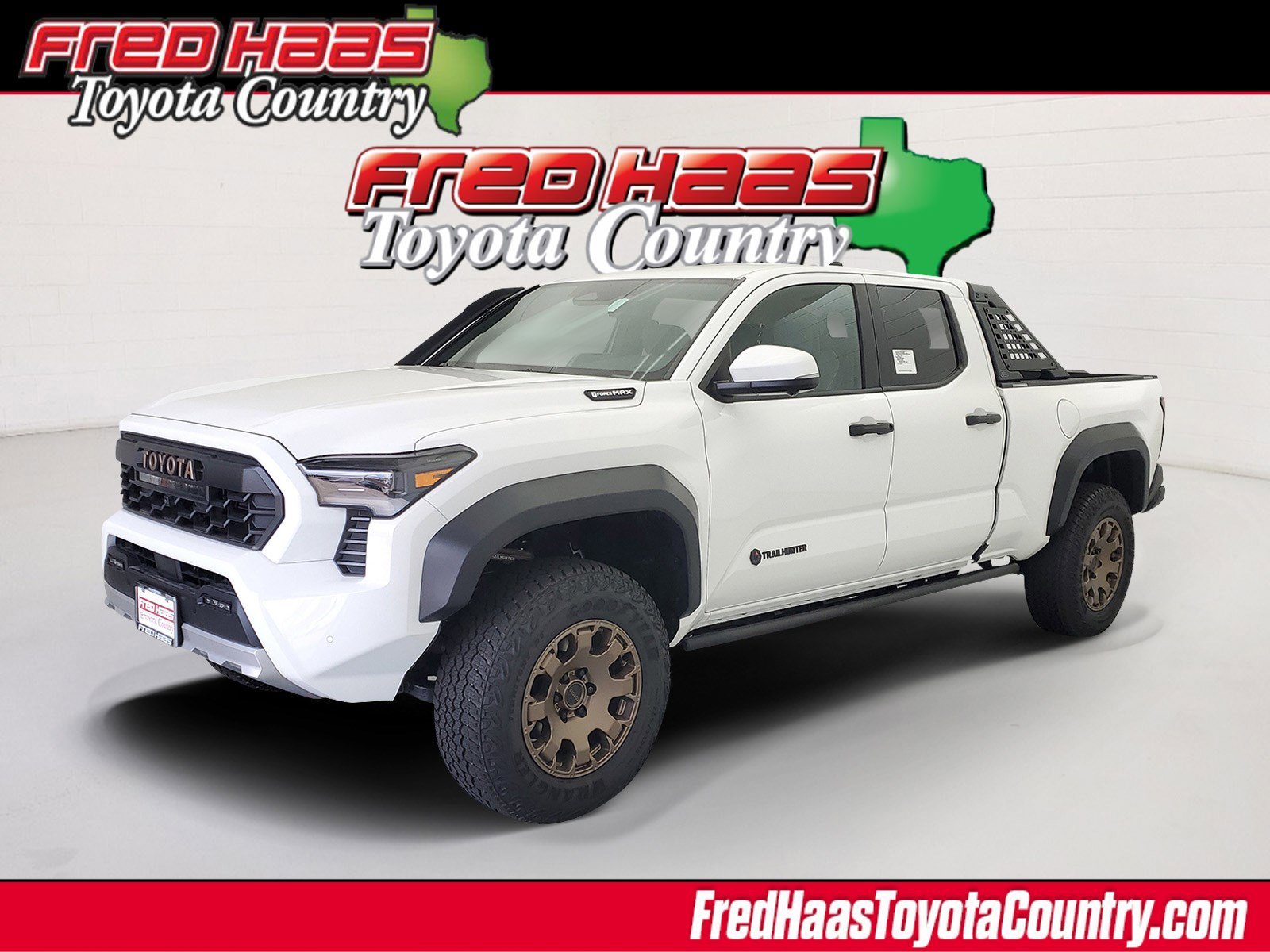 2026 Toyota Tacoma i-FORCE MAX Tacoma Trailhunter