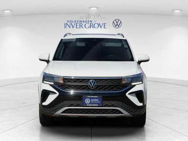 Certified 2024 Volkswagen Taos SE with VIN 3VVVX7B22RM114800 for sale in Inver Grove Heights, Minnesota