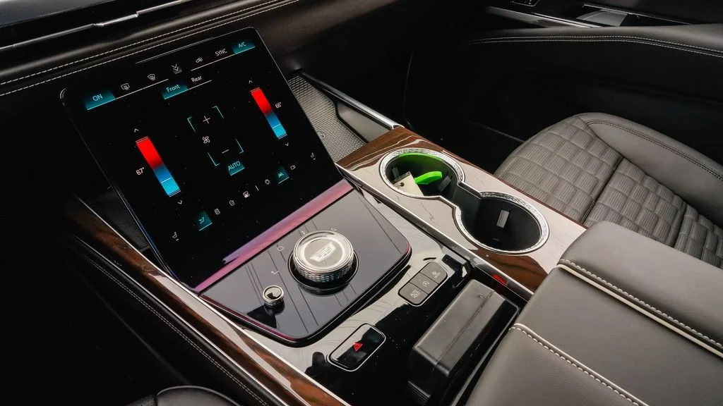 2026 Cadillac Escalade ESV Platinum Sport - Photo 17