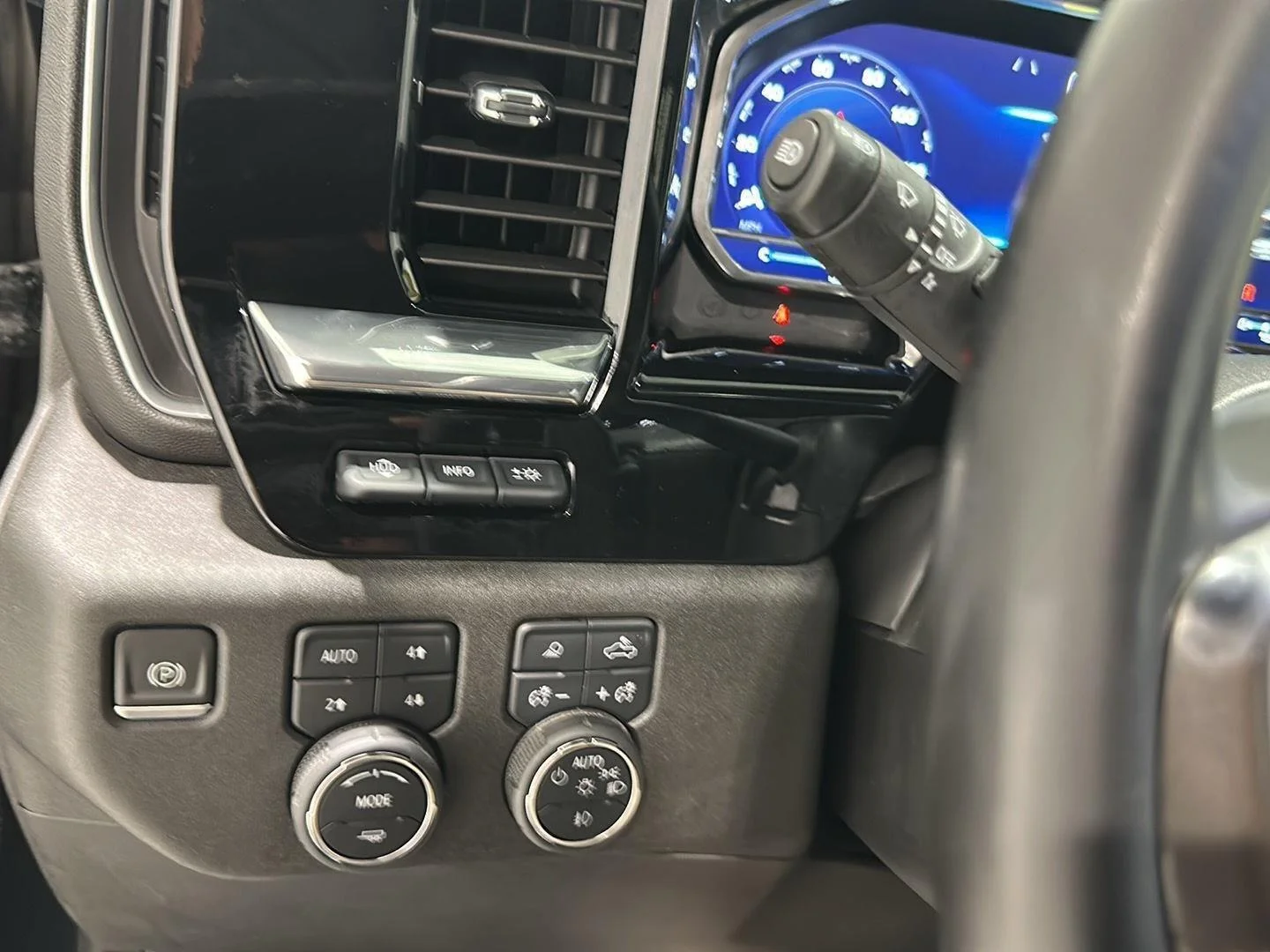 Used 2023 Black Chevrolet High Country image 23