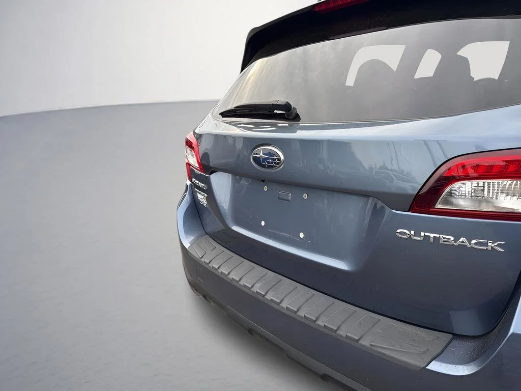 Used 2016 Blue Subaru 2.5i Premium image 31
