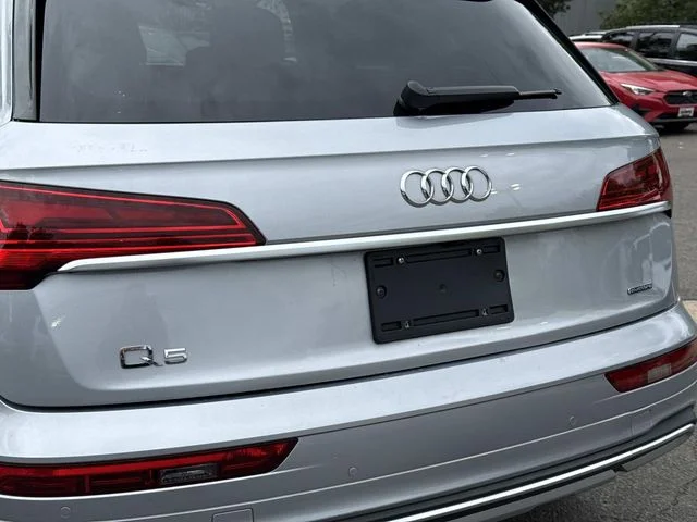 Used 2023  Audi 40 Premium Plus image 11