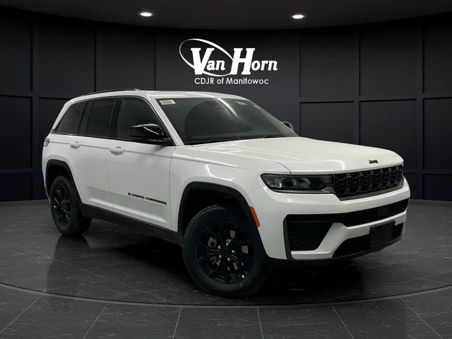 New 2026 Bright White Clear-Coat Exterior Paint Jeep Altitude image 42