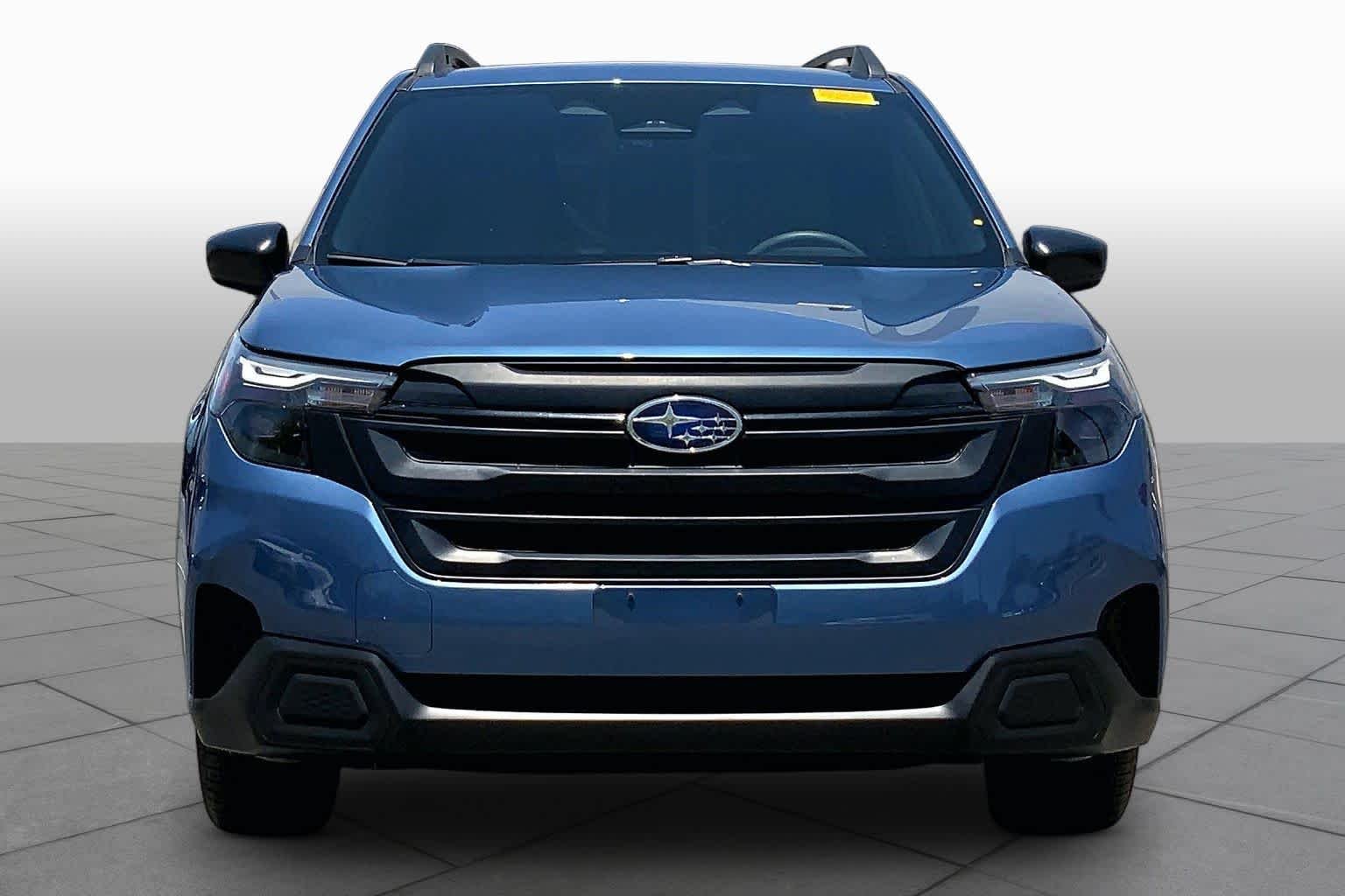 Certified Used 2025 Horizon Blue Pearl Subaru  image 4