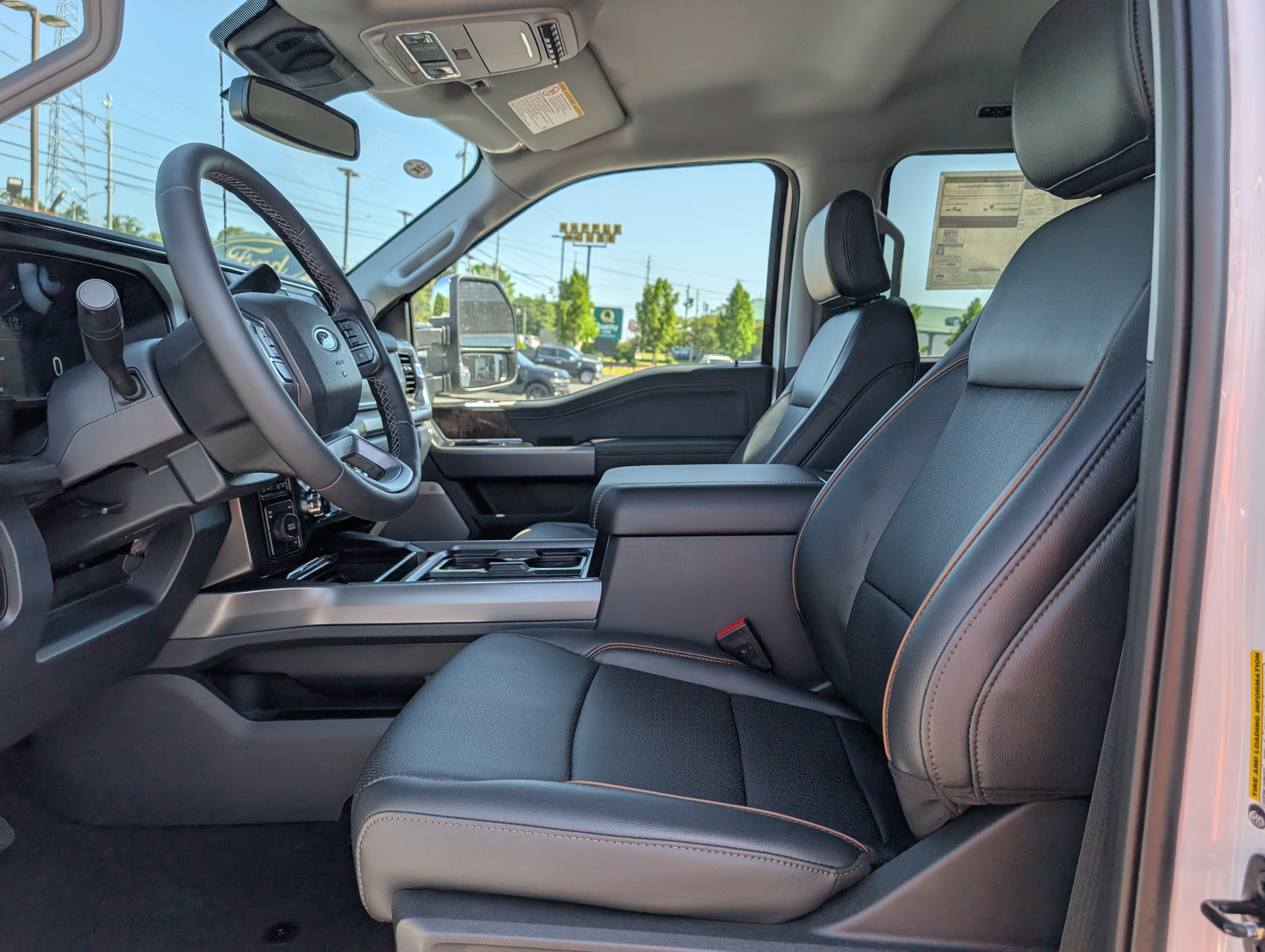 New 2026 Oxford White FORD F-350® Lariat® image 18
