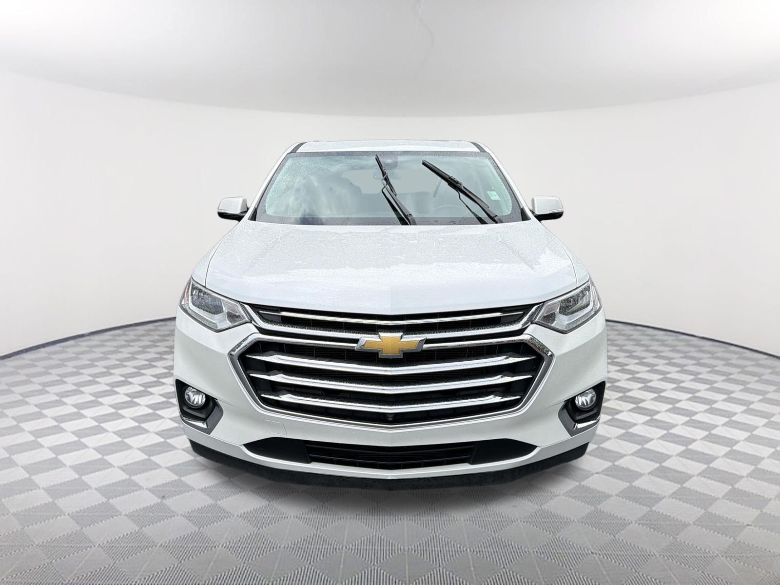 Used 2020 IRIDESCENT PEARL TRICOAT Chevrolet High Country image 2