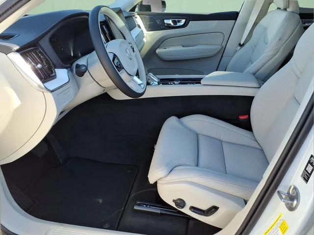 New 2026 Crystal White Volvo T8 Ultra image 16