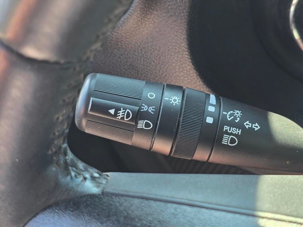 Used 2015 Silver Jeep Sport image 20