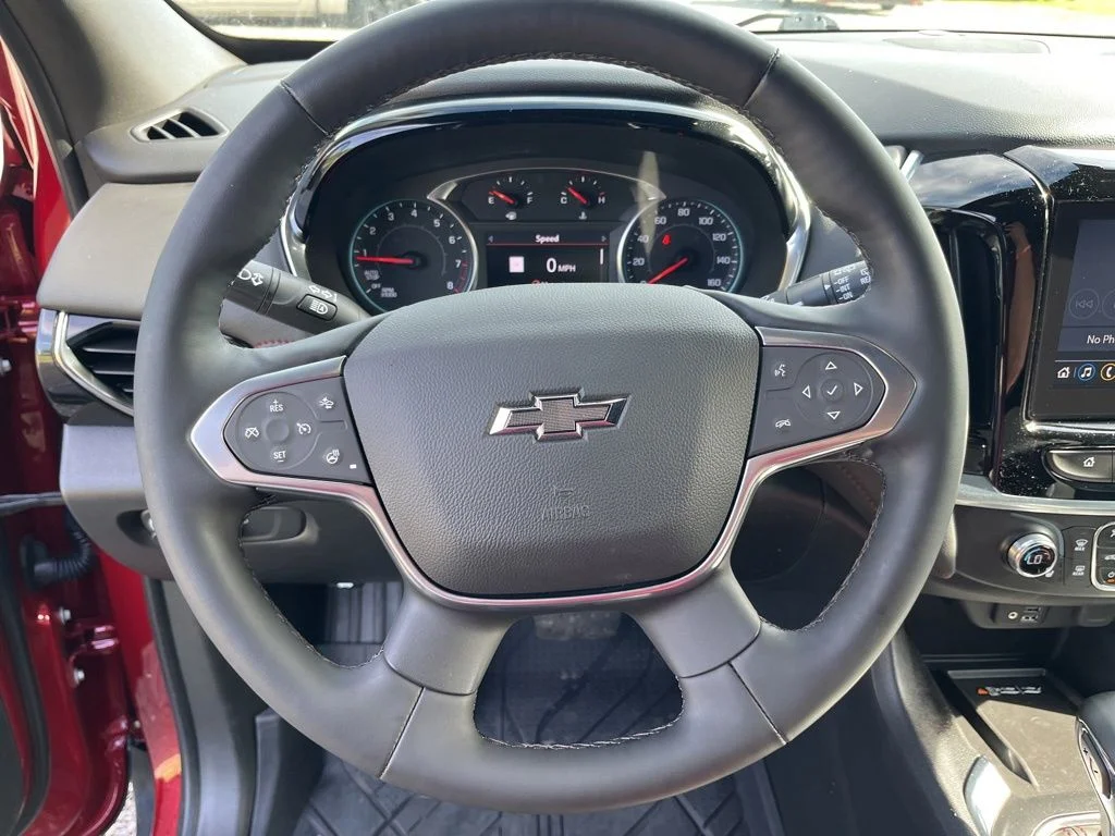 Used 2023 Red Chevrolet RS image 18