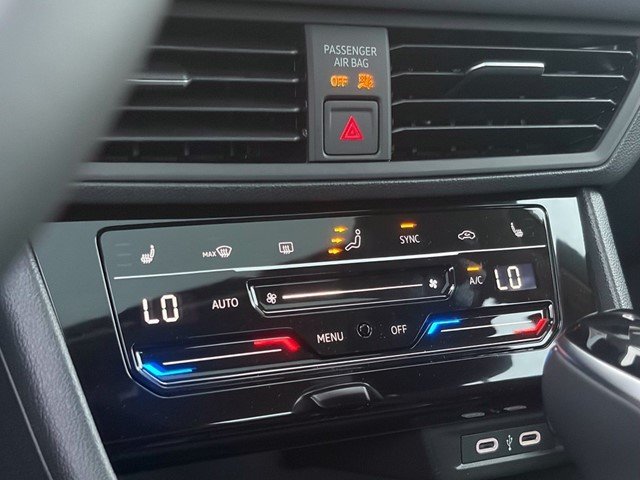 New 2027 Monument Gray Volkswagen 1.5T SE image 34