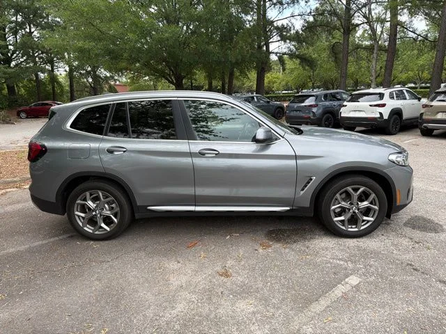 Used 2024 Gray BMW xDrive30i image 6