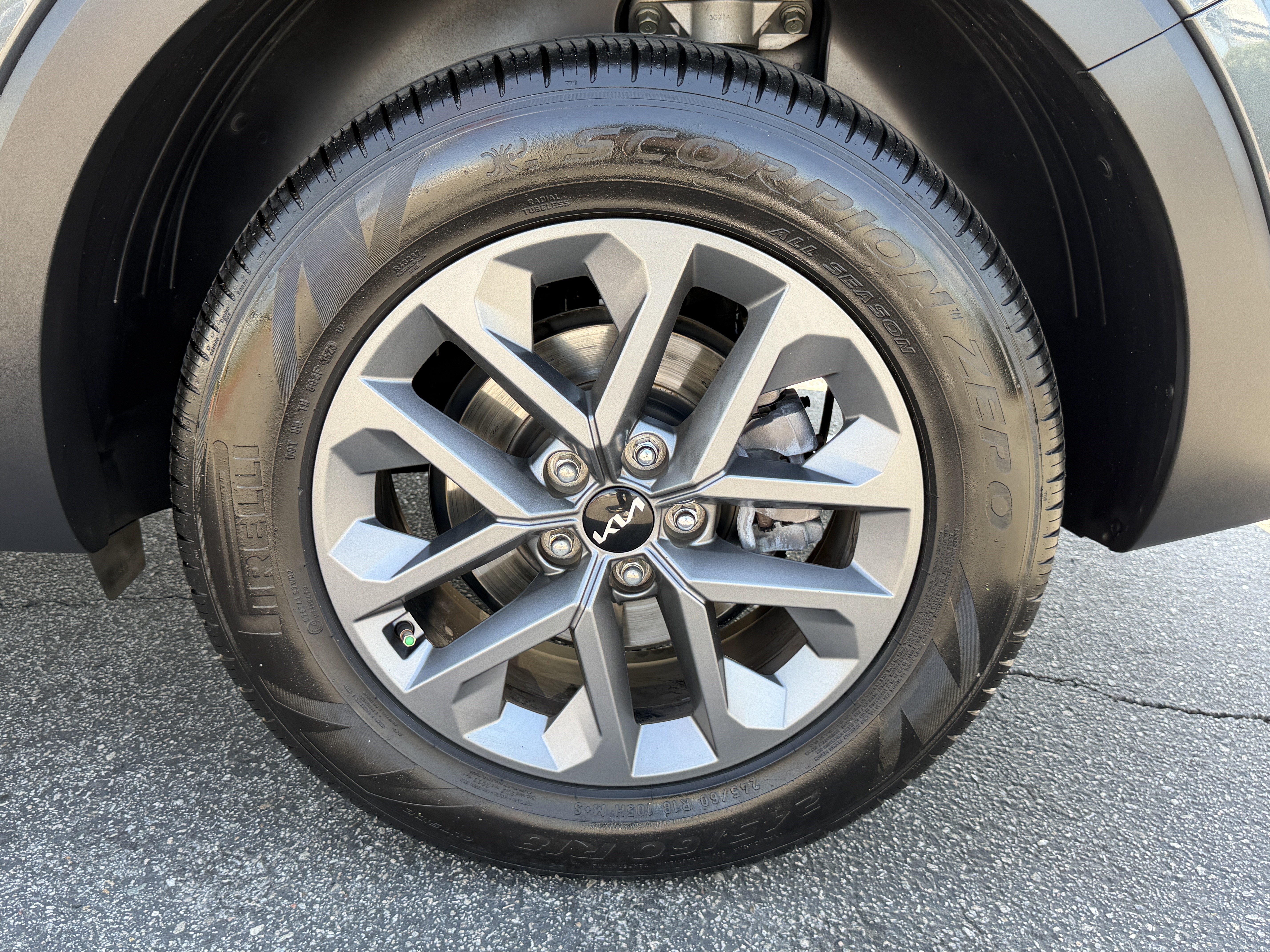 Certified Used 2024 Gravity Gray Kia LX image 11