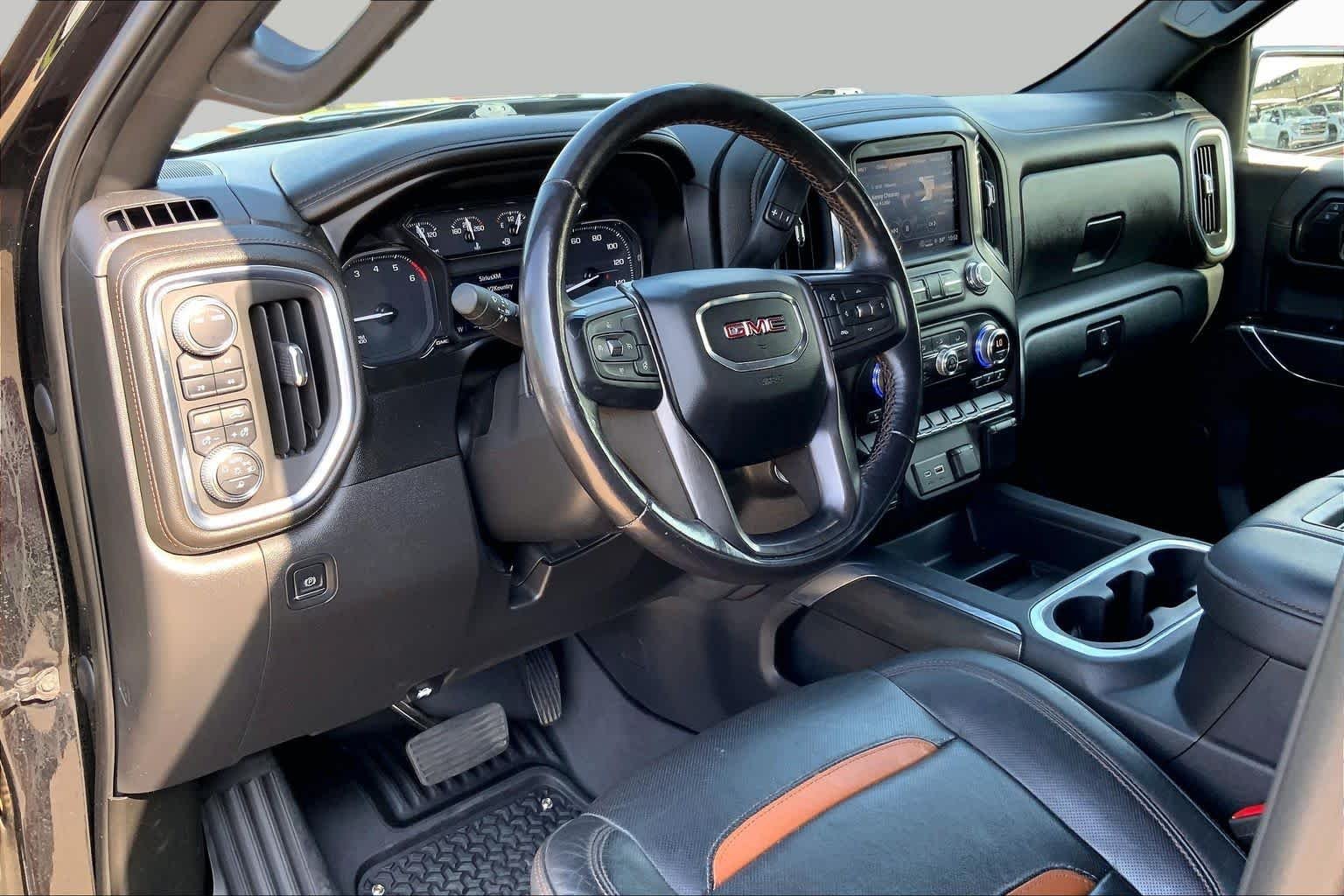 Used 2021 Ebony Twilight Metallic GMC AT4 image 17