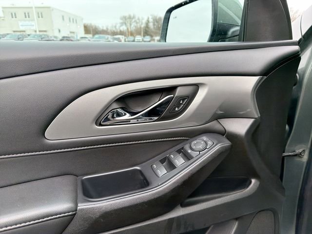 2022 CHEVROLET TRAVERSE - Image 21