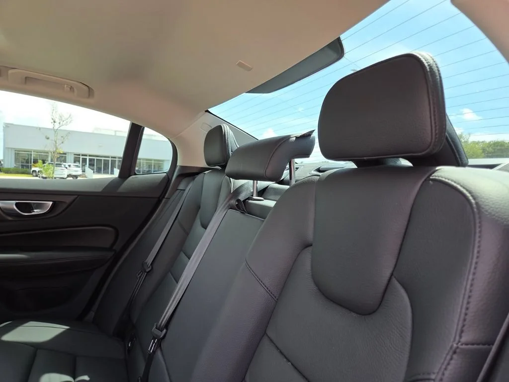 Used 2025 Platinum Gray Metallic Volvo Plus image 21