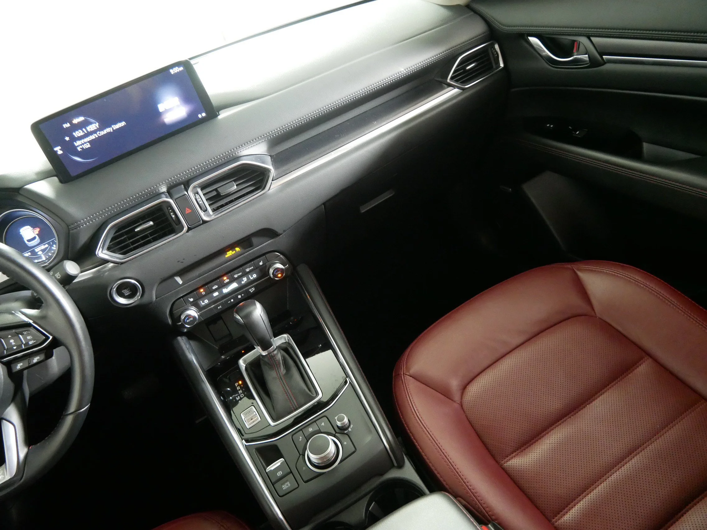 Used 2025 Polymetal Gray Metallic Mazda 2.5 S Carbon Edition image 11