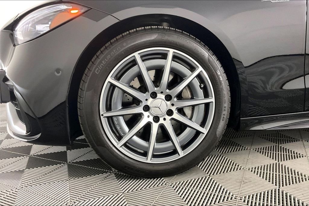 2026 Mercedes-Benz C-Class Sedan AMG C43 - Photo 8