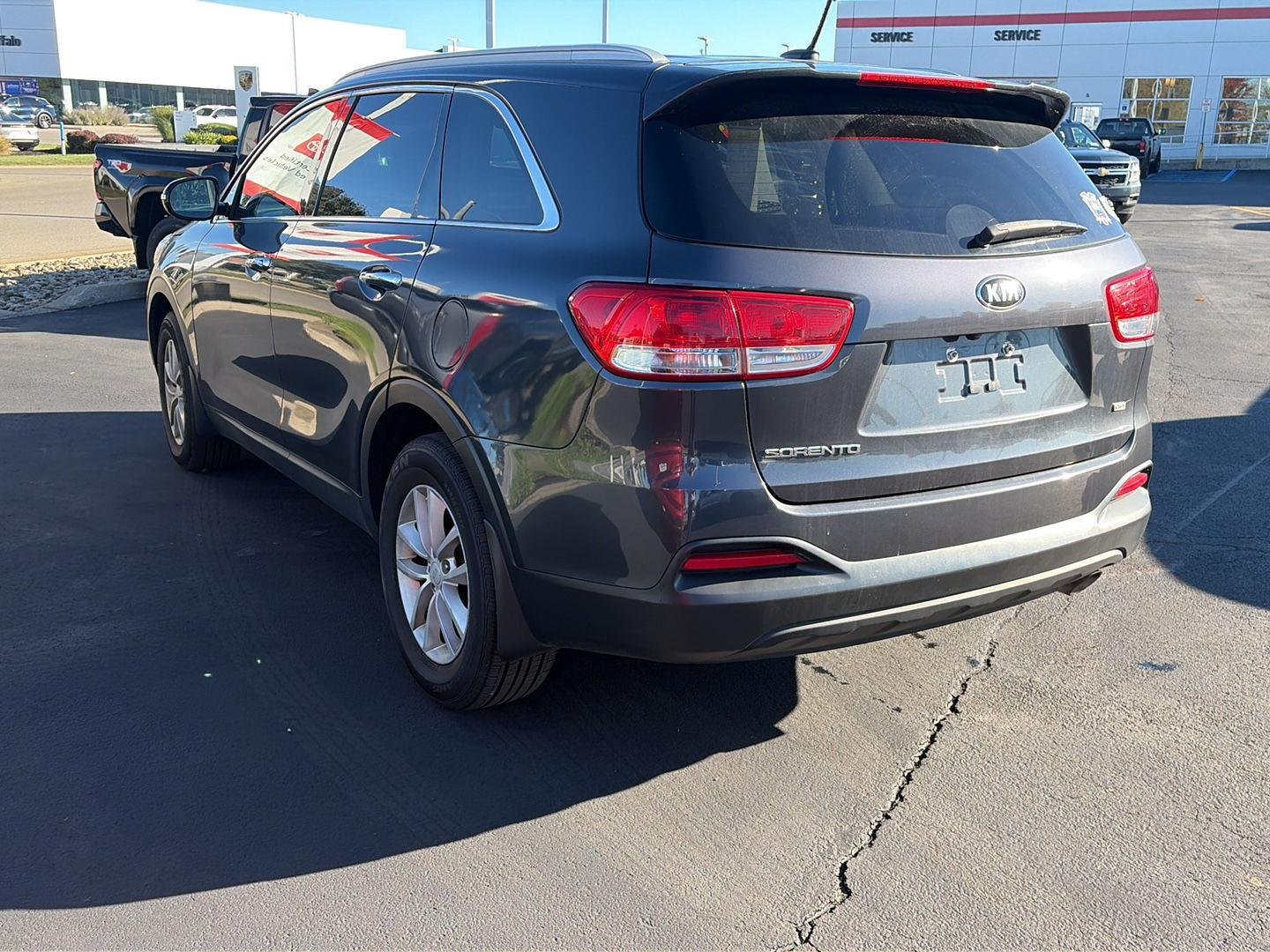 Used 2017 Platinum Graphite Kia LX image 5