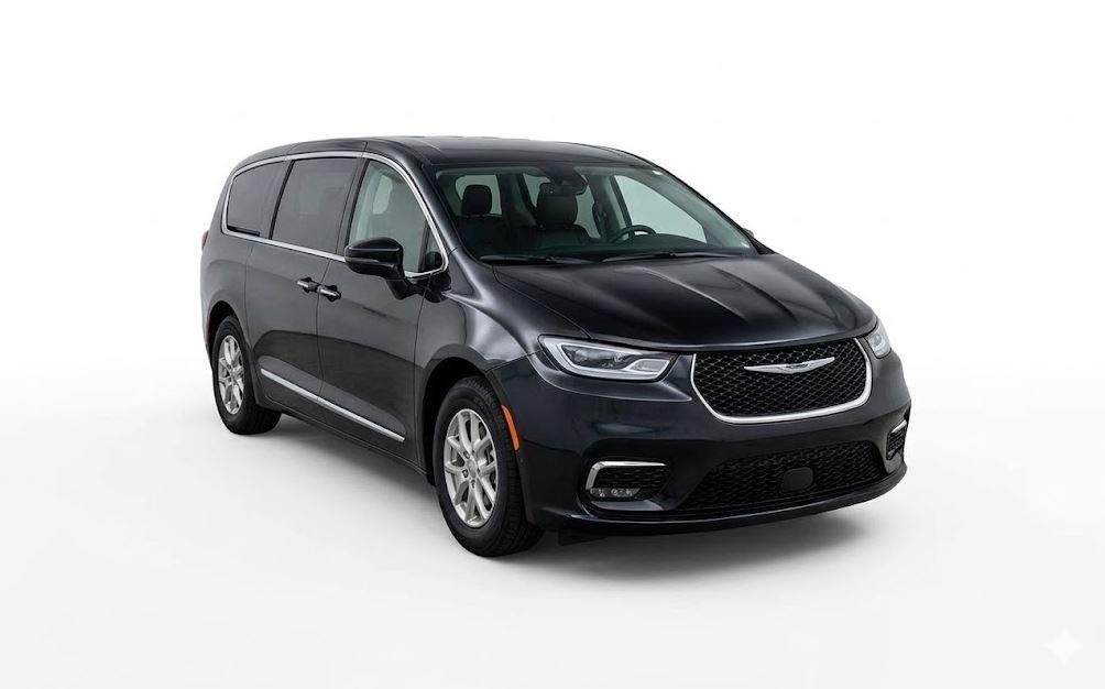 2023 Chrysler Pacifica Touring L's photo