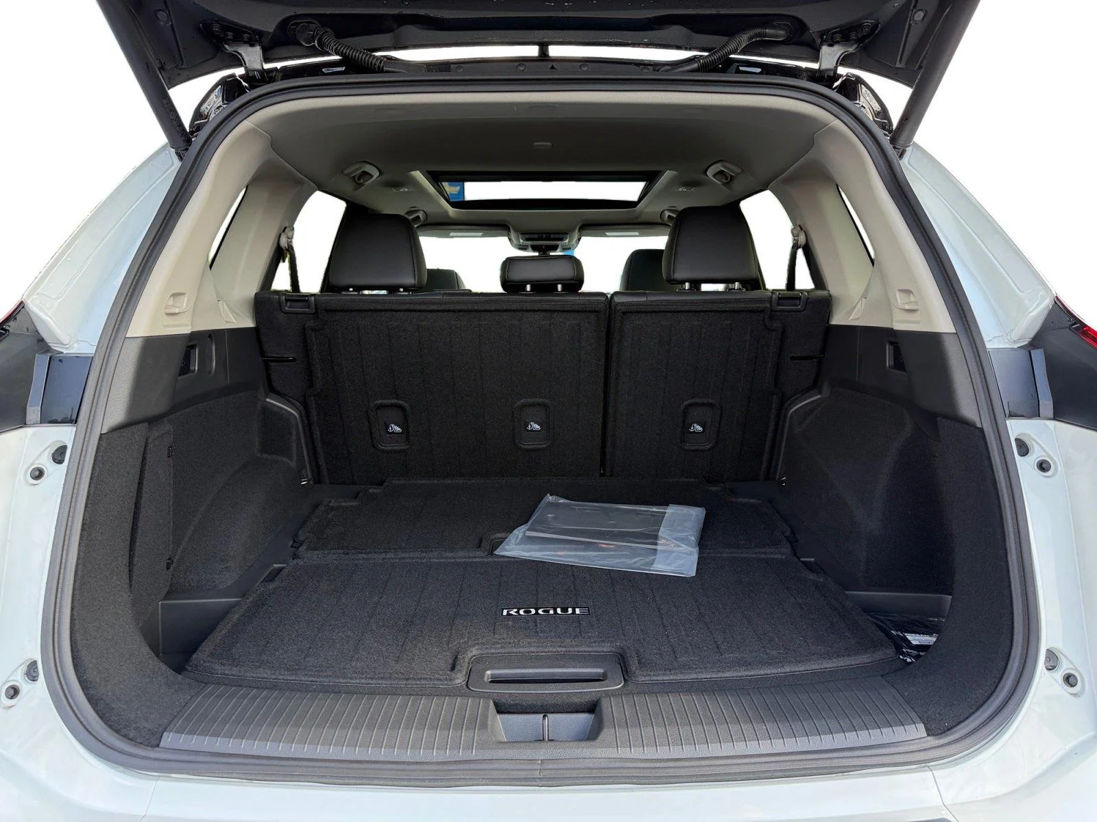 2026 Nissan Rogue Platinum - Photo 23