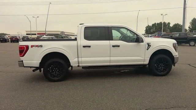 Used 2023 White Ford XLT image 9