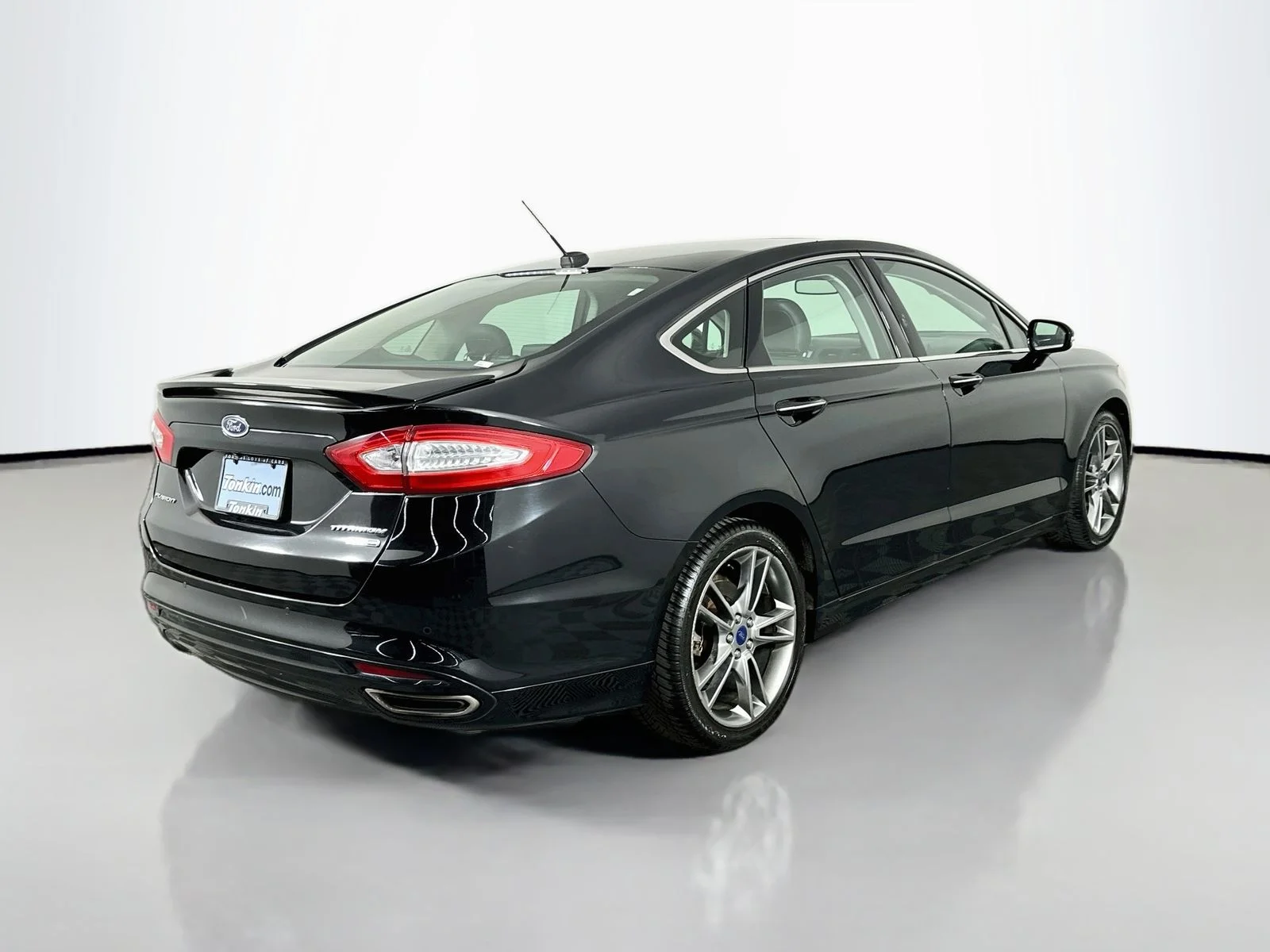 Used 2016 Shadow Black Ford Titanium image 7
