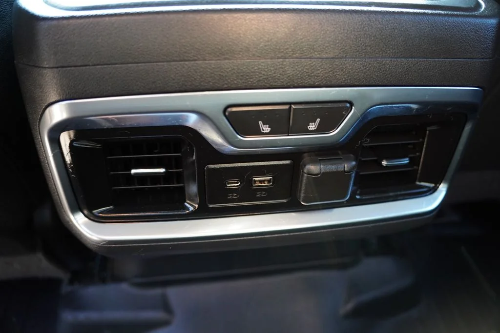 2019 Chevrolet Silverado 1500 LTZ - Photo 18