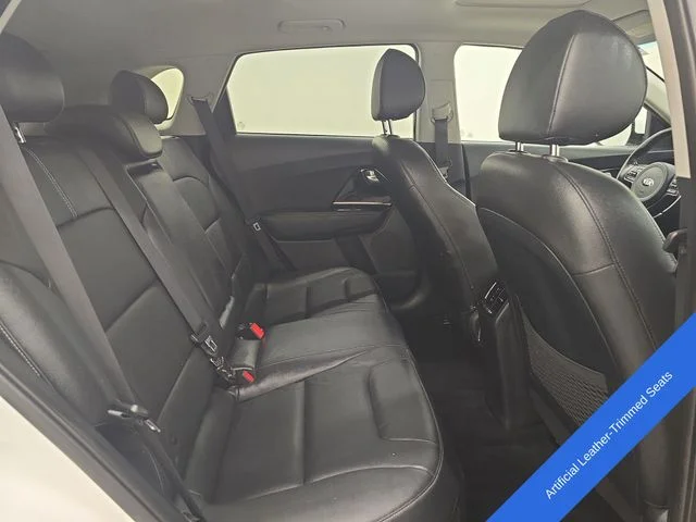 Used 2020 Snow White Pearl Kia EX Premium image 11