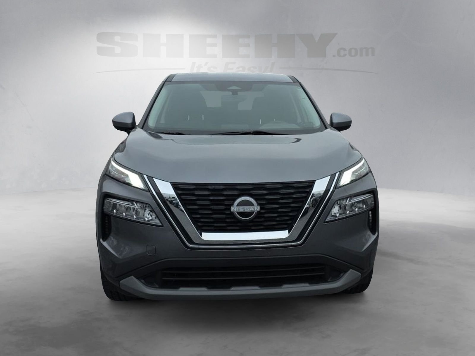 Used 2023 Gray Nissan SV image 17