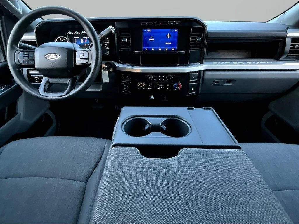 Used 2024 Oxford White Ford XL image 10