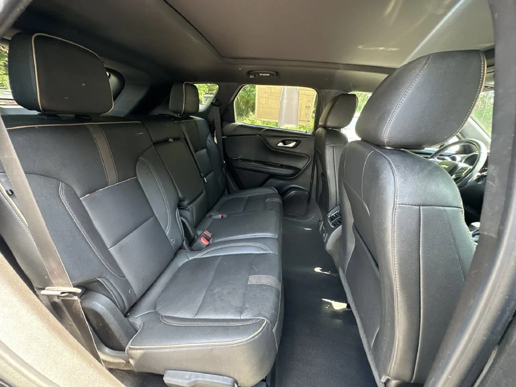 Used 2022 Gray Chevrolet Premier image 26