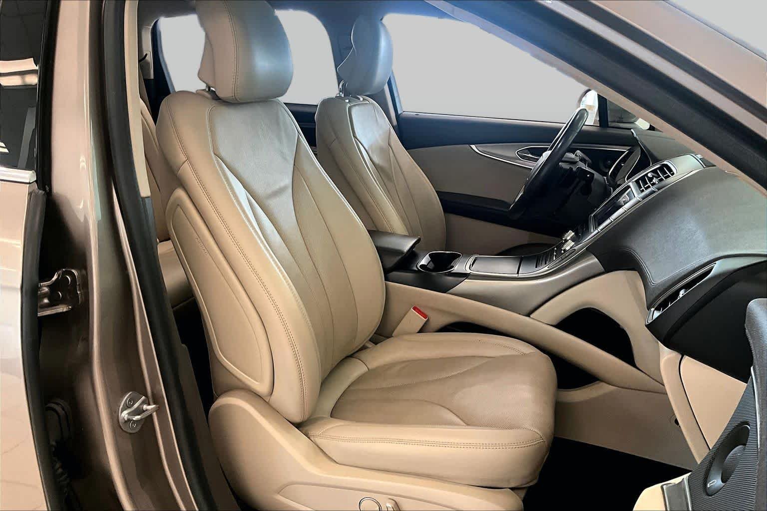 Pre-Owned 2019 Lincoln Nautilus Reserve