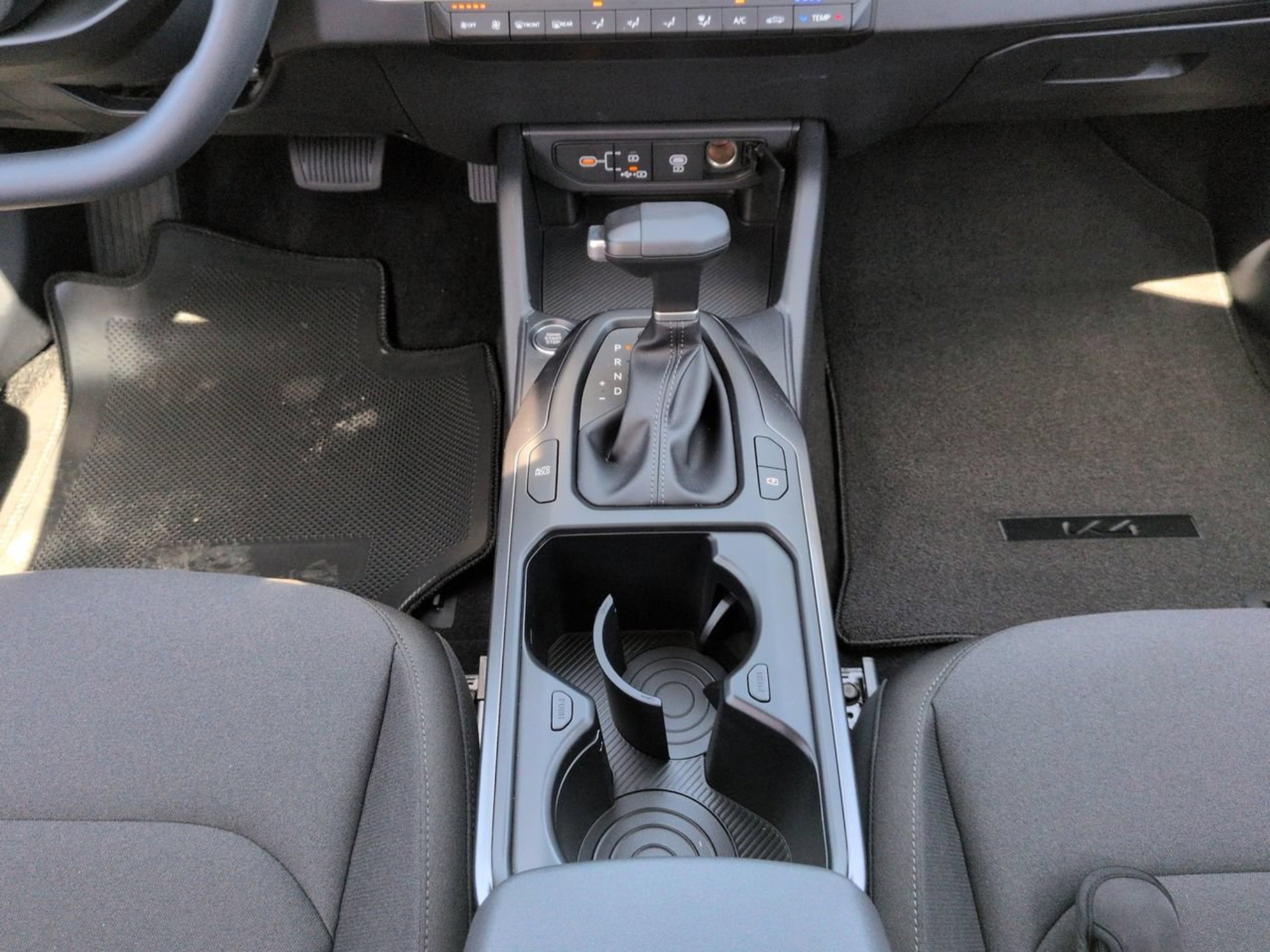 New 2026 Deep Sea Blue Kia LXS image 13