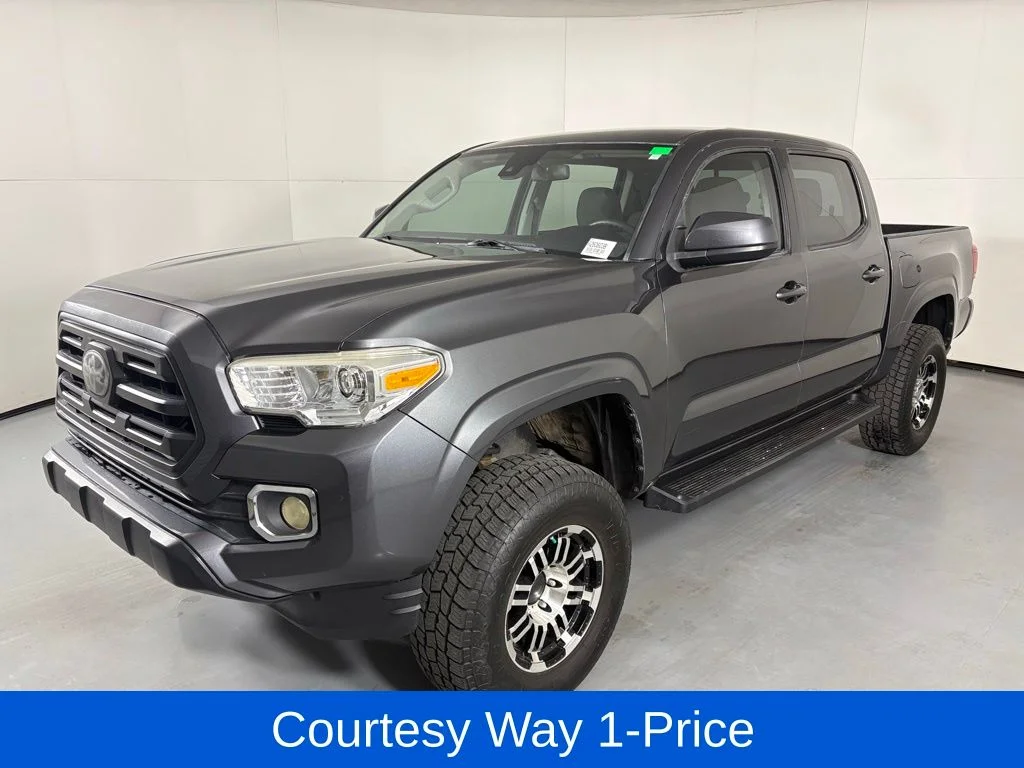 Used 2018 Gray Toyota SR image 5