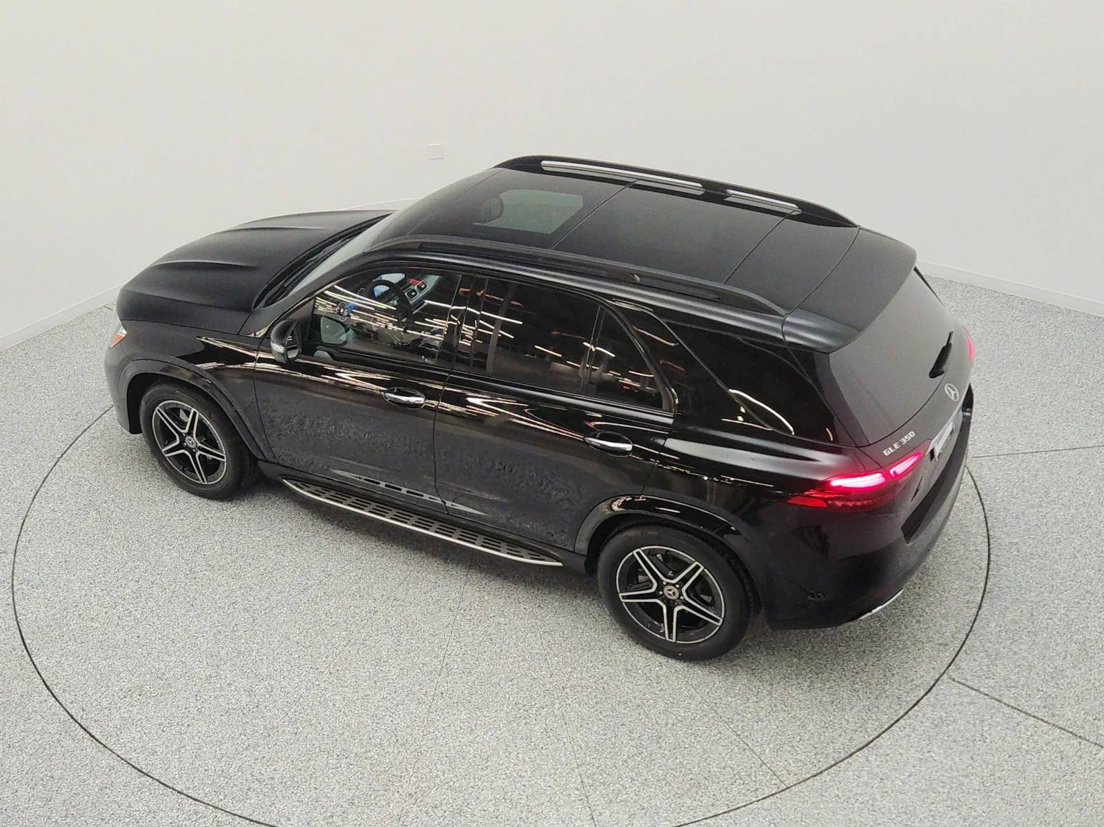 Used 2025 Black Mercedes-Benz GLE 350 SUV image 30