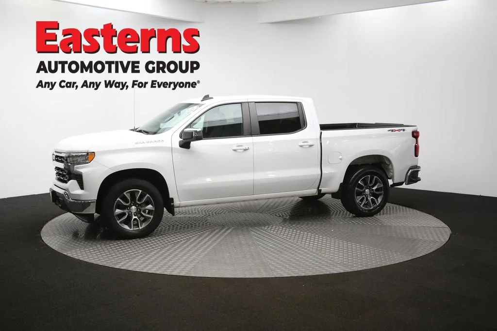 Used 2022 White Chevrolet LT image 58