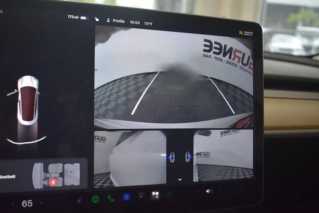 Used 2018 White Tesla Long Range image 26