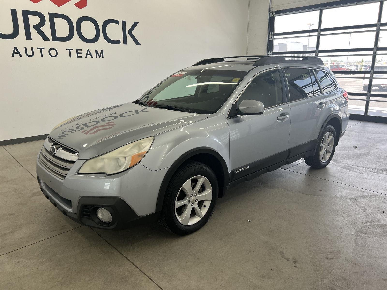 Used 2014 Ice Silver Metallic Subaru 2.5i Premium image 6
